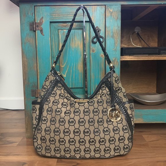 Michael Kors Tote Monogram Shoulder Handbag